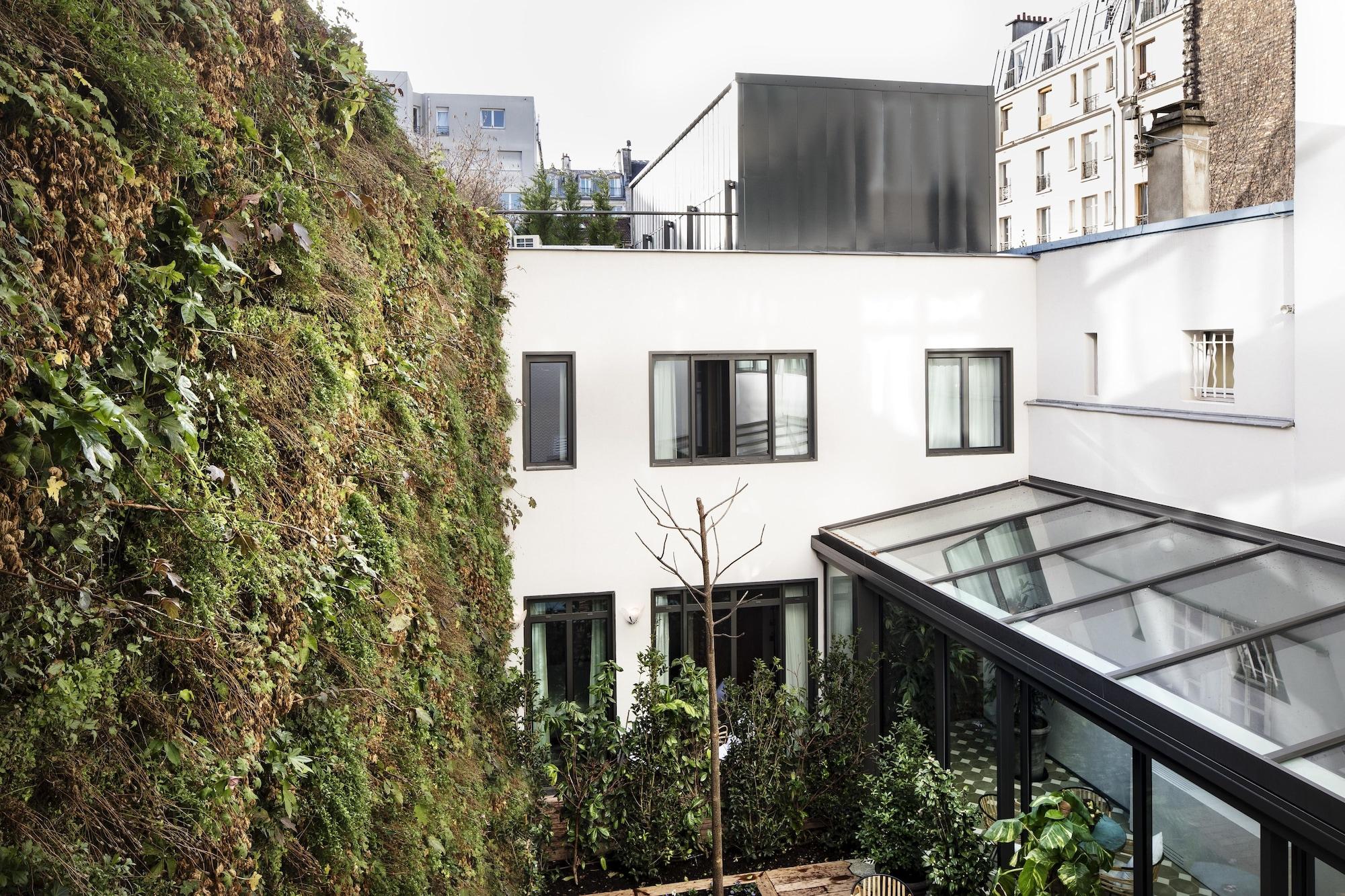 Maison Breguet Paris Exterior foto The courtyard of the museum