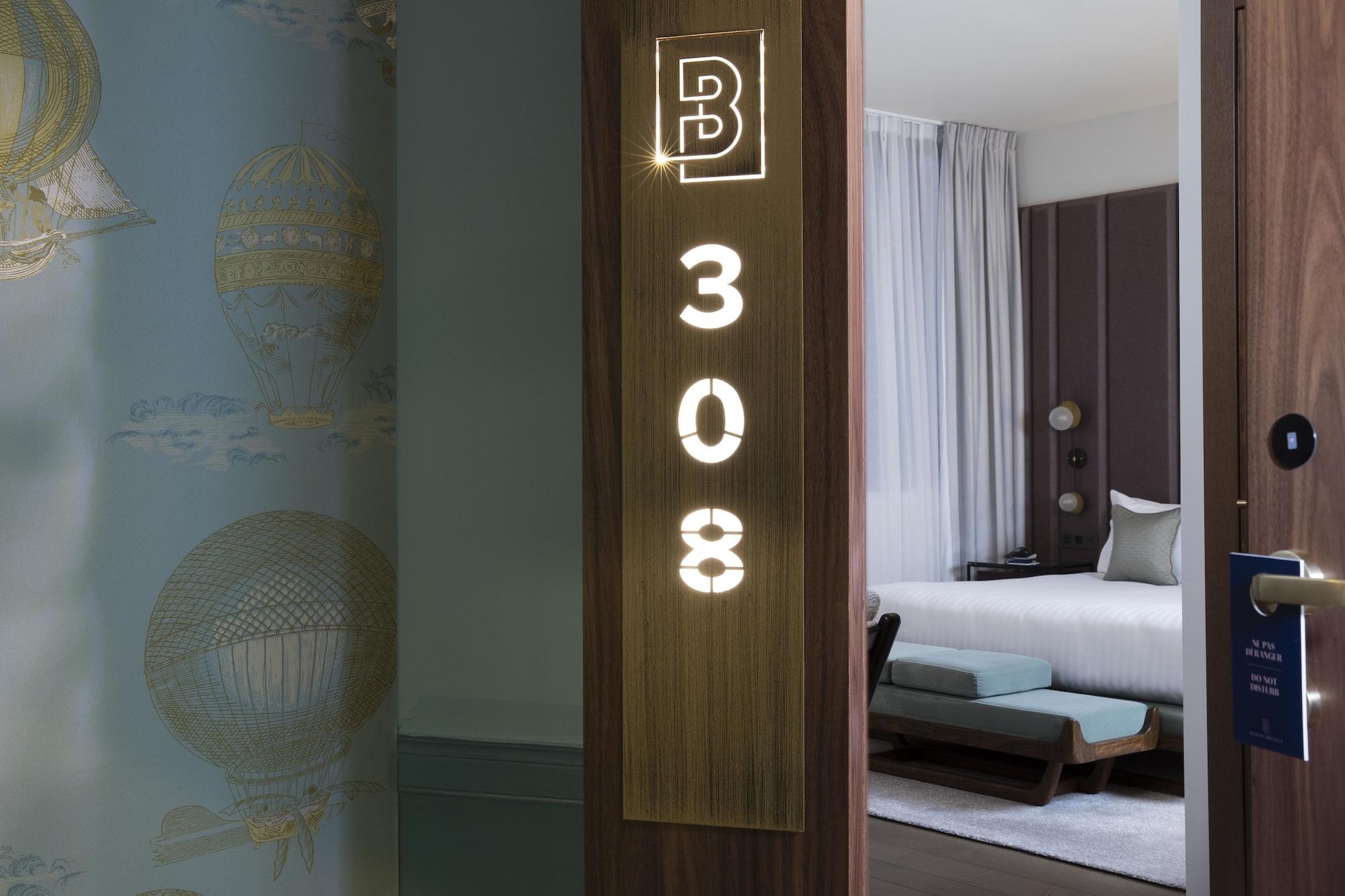 Maison Breguet Paris Exterior foto B&B Hotel logo
