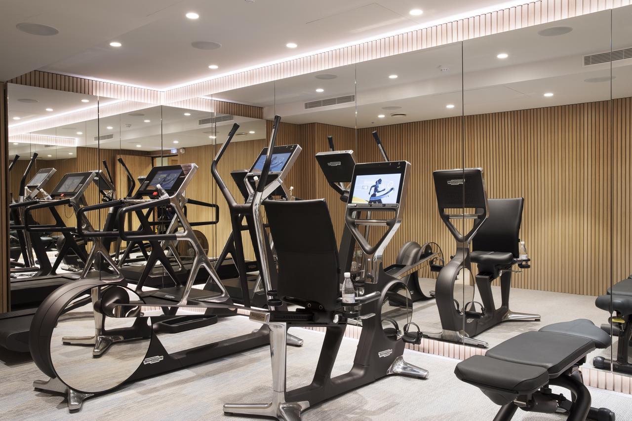 Maison Breguet Paris Exterior foto The gym at The Dorchester