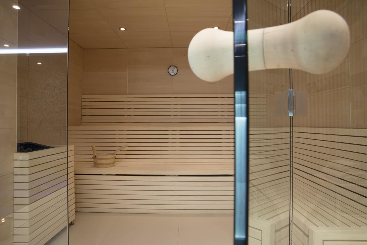 Maison Breguet Paris Exterior foto A Finnish sauna